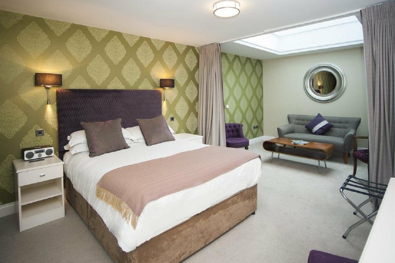 Mercure Hawkwell House
